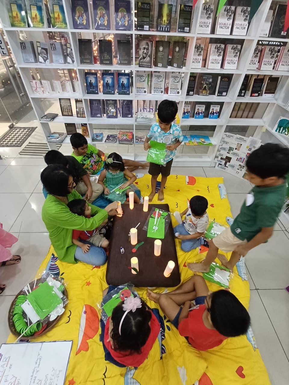 Moms and pies caterpiller workshop photo 3