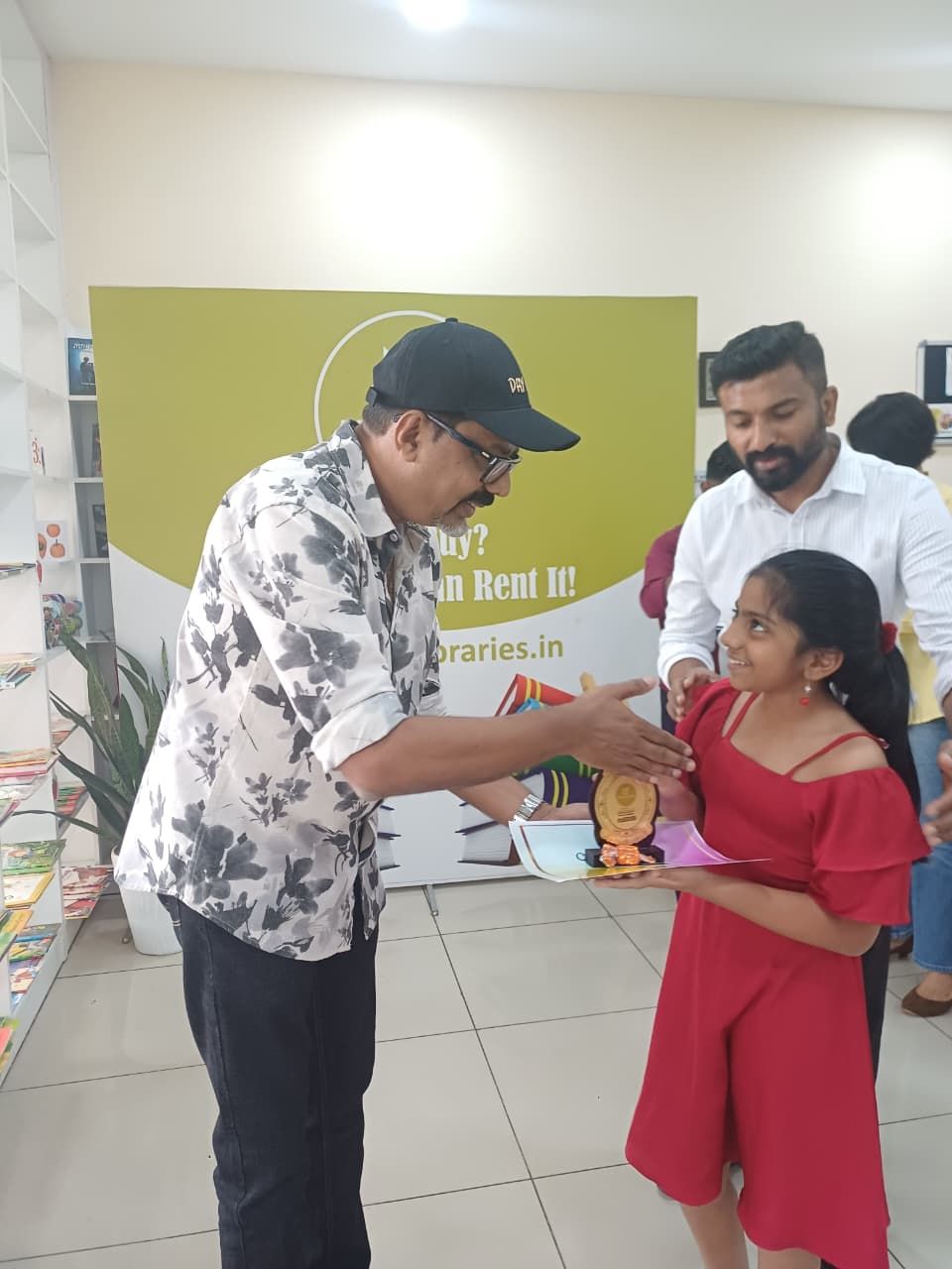 Painting compatition photo 6