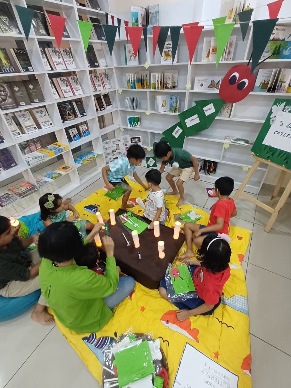 Moms and pies caterpiller workshop