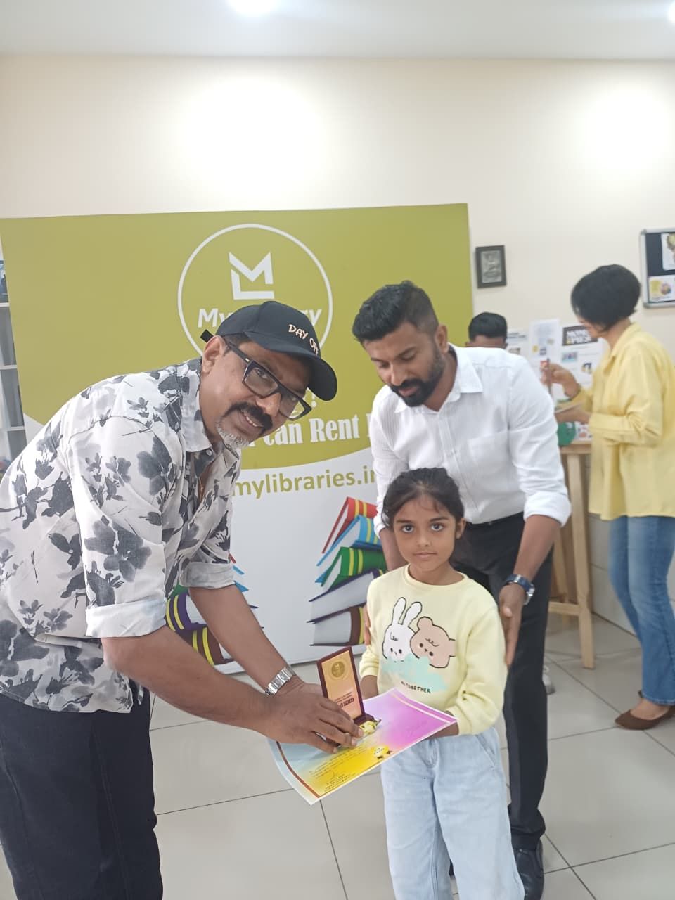 Painting compatition photo 7