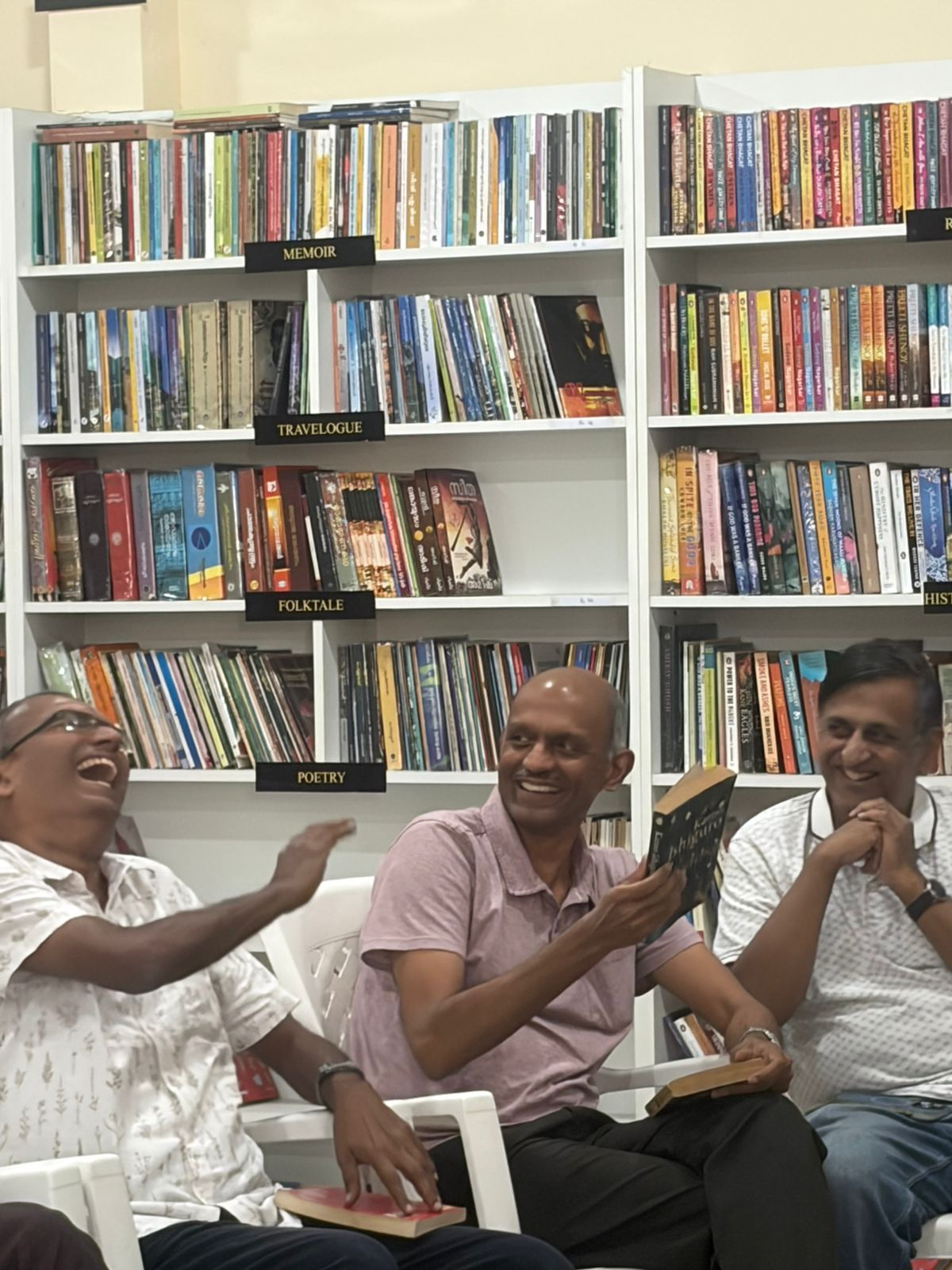 Cochin book club meetup photo 2